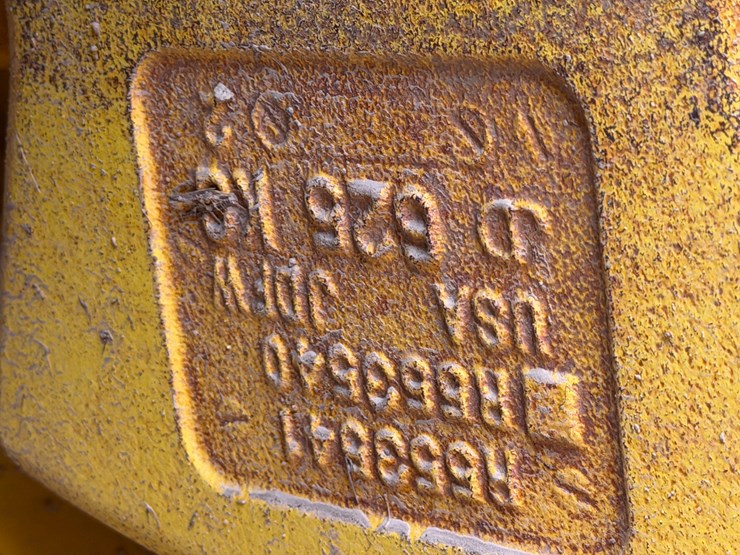 2023-john-deere-8r-310-image-12