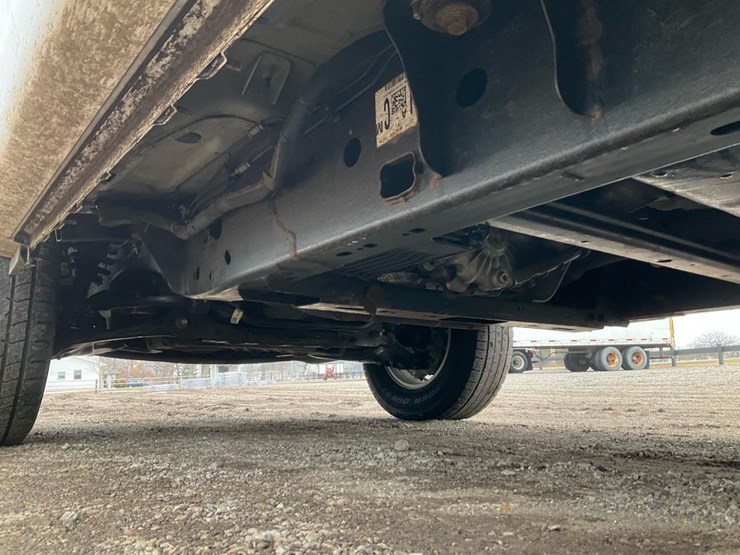 2021-ford-f150-xl-image-20