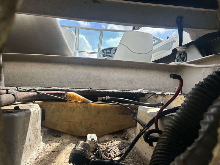 2001-sea-ray-182-ski-boat-image-25