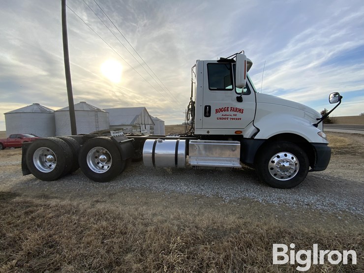 2016-international-prostar-image-4