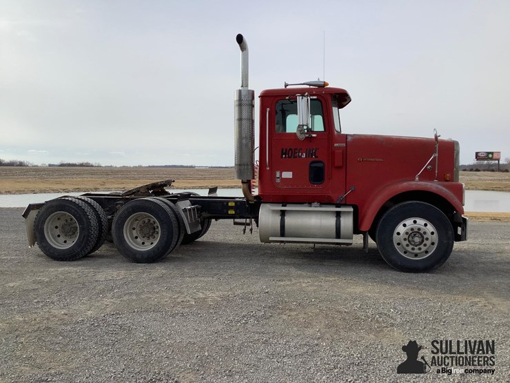 1990-international-f9370-image-4