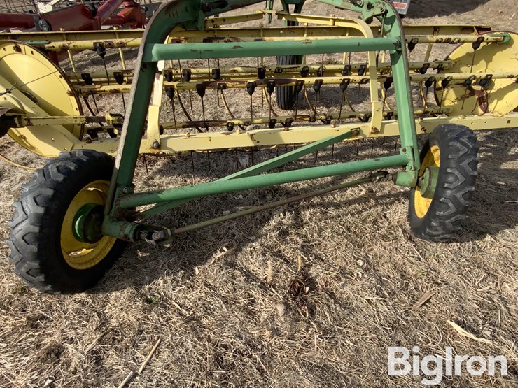 john-deere-670-image-18