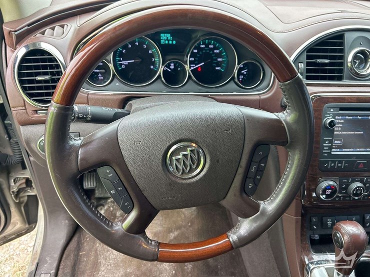 2013-buick-enclave-image-11