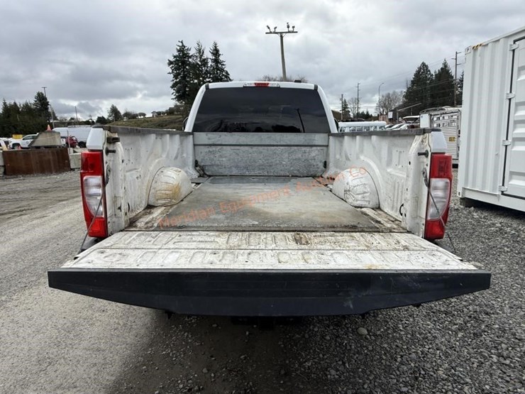 2020-ford-f350-image-9