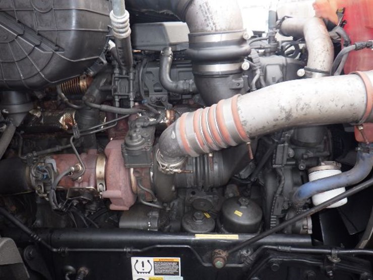 2022-kenworth-t680-image-23