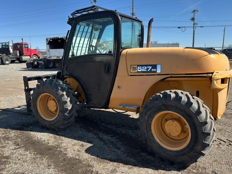 2006-jcb-527-55-image-3