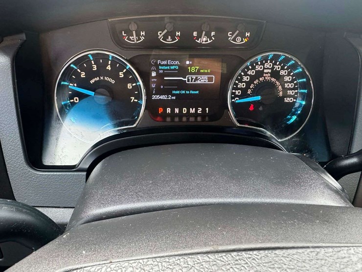 2012-ford-f150-xlt-image-13