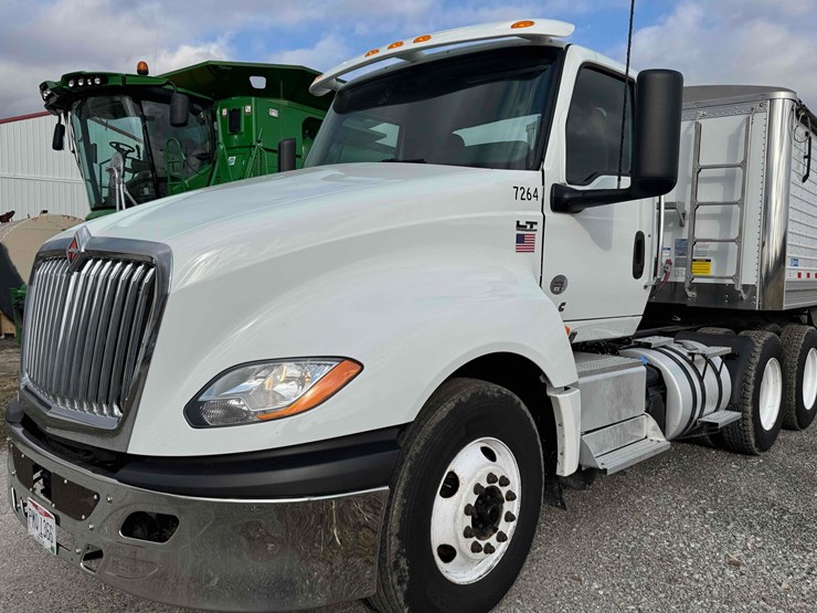 2020-international-prostar-image-2