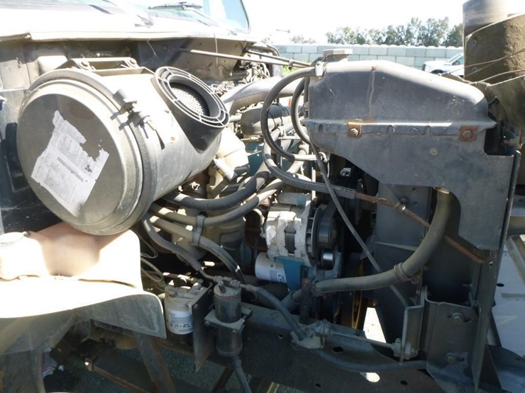 1995-international-4900-image-36