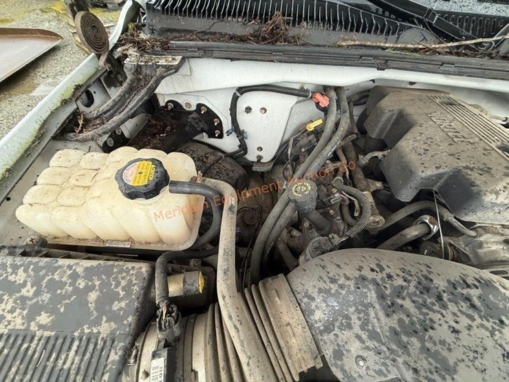 2000-chevrolet-silverado-1500-image-16