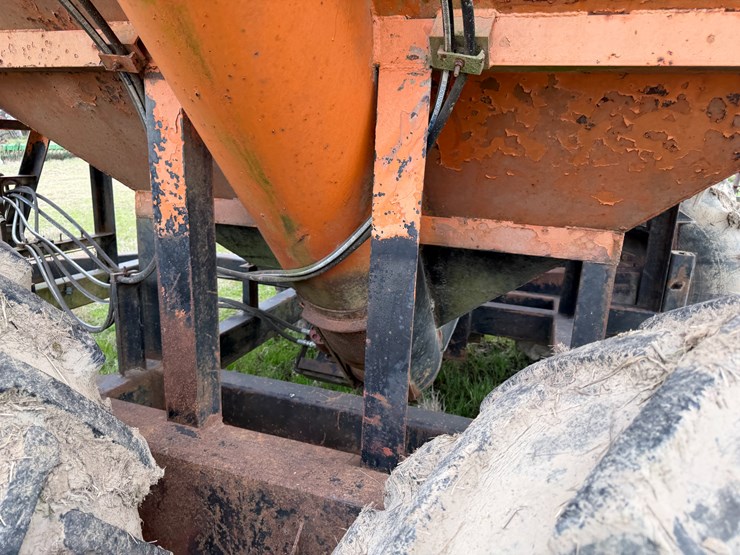 #41024-•-dennis-grain-cart-image-17