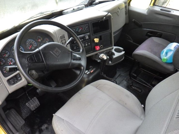 2016-international-8600-image-15