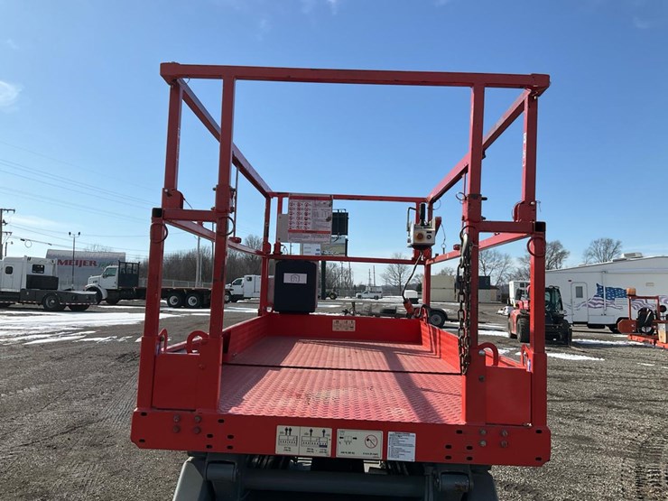 2006-skyjack-sjiii4632-image-27