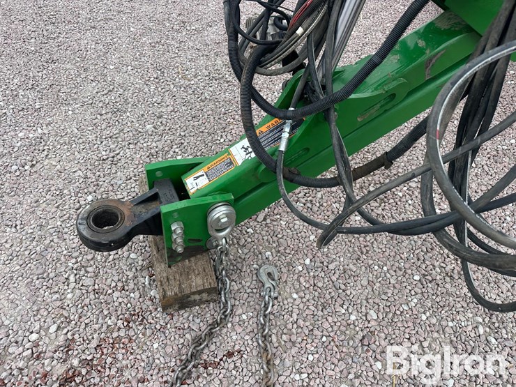 2024-john-deere-db60-image-16