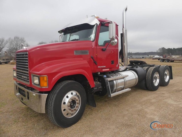 2012-mack-chu613-truck-tractor,-s/n-1m1an09y9cm008352:-mack-mp8-eng.,-eaton-13-sp.,-wet-line,-air-brakes,-air-ride-cab,-camelback-susp.,-sliding-5th-wheel,-dual-stacks,-24.5-tires,-59k-mi.-image-24