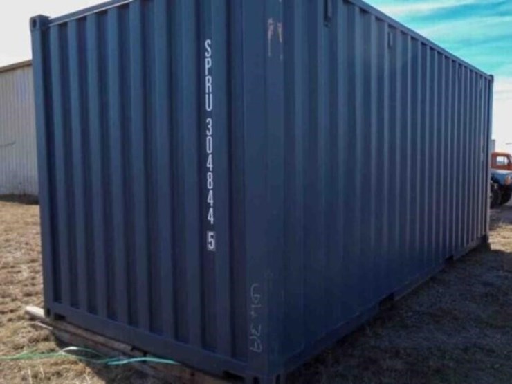 storage-container,-20'-x8'-vents-nice-shape-image-3