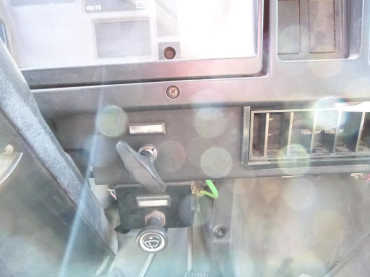 1995-international-4900-image-11