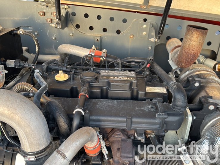 2018-skyjack-sj1056-image-39