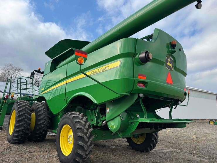 2013-john-deere-s660-image-10