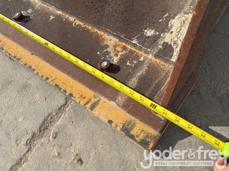 2019-deere-310l-image-20