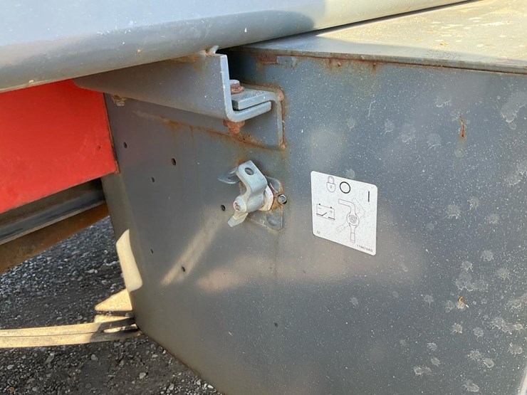 2015-skyjack-sj7135rt-image-42