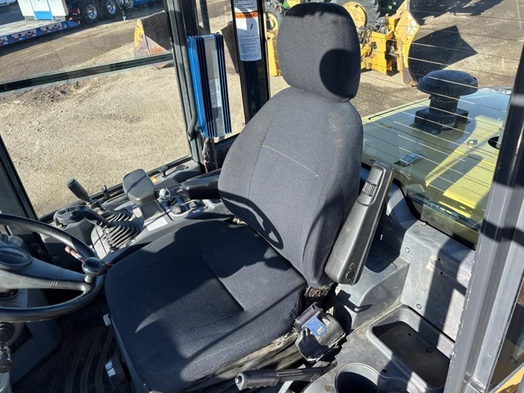 2007-komatsu-wa200-5-image-28