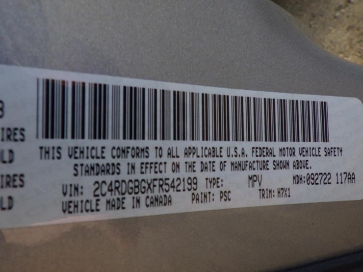 2015-dodge-grand-caravan-image-17