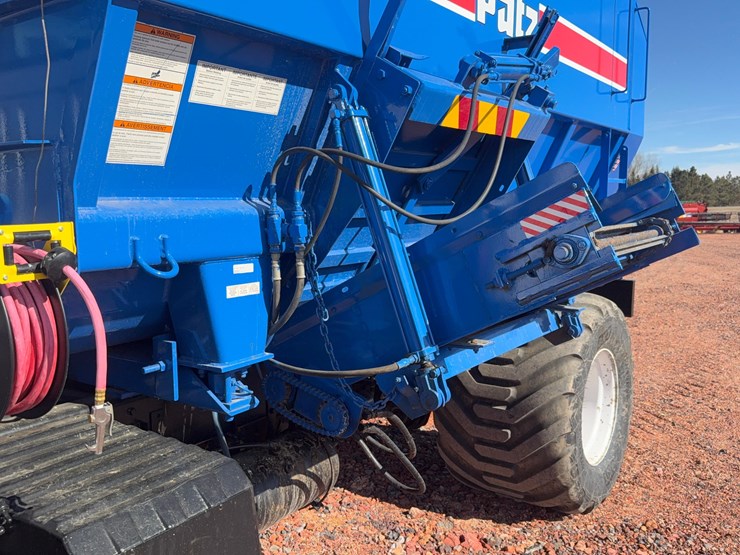 1995-international-8100-image-14