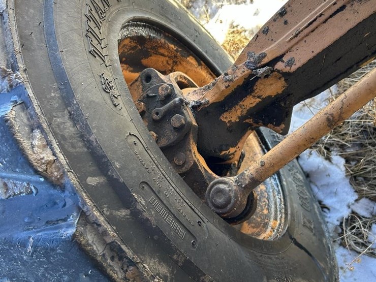 2000-case-570m-xt-image-57