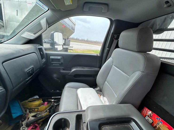 2015-gmc-3500hd-image-39