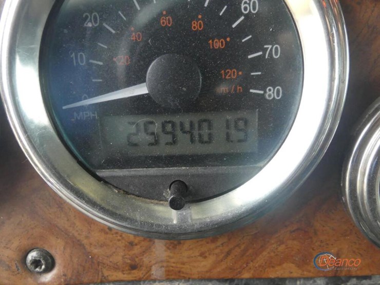 2004-peterbilt-379-image-20