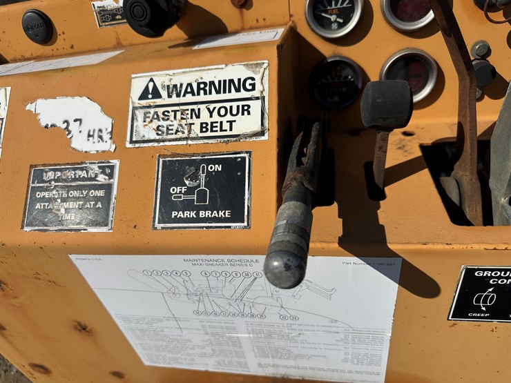 case-maxi-sneaker-image-45