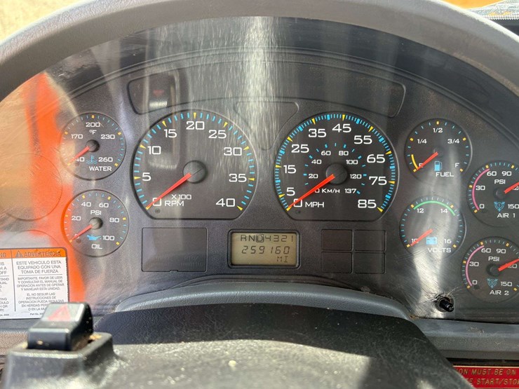 2004-international-durastar-4300-image-15