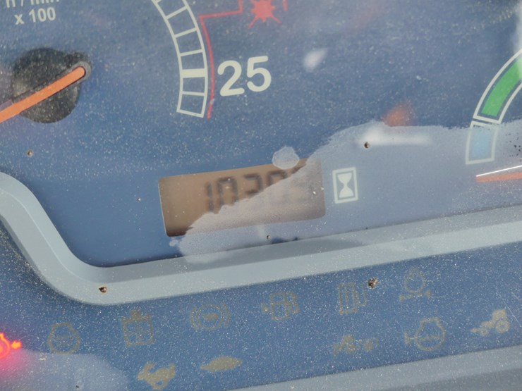 new-holland-ts6030-image-13