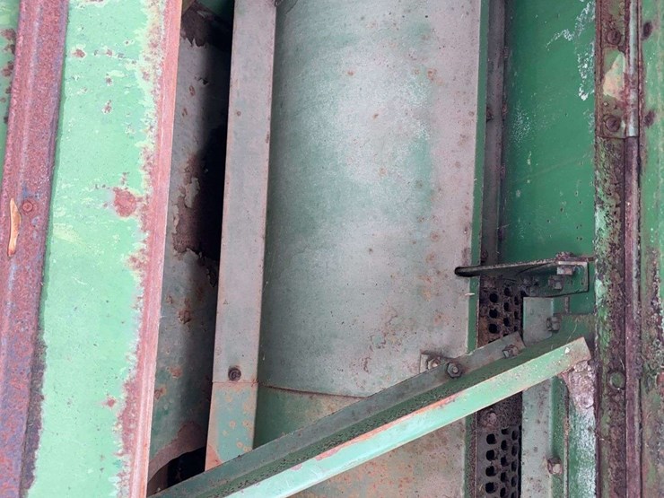 john-deere-no.-50-mounted-sheller-image-16