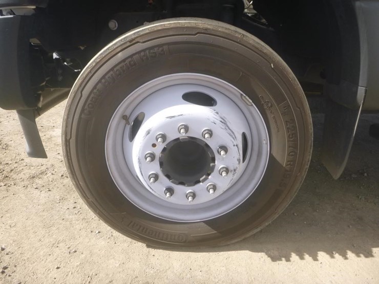 2022-ford-f450-xl-image-21