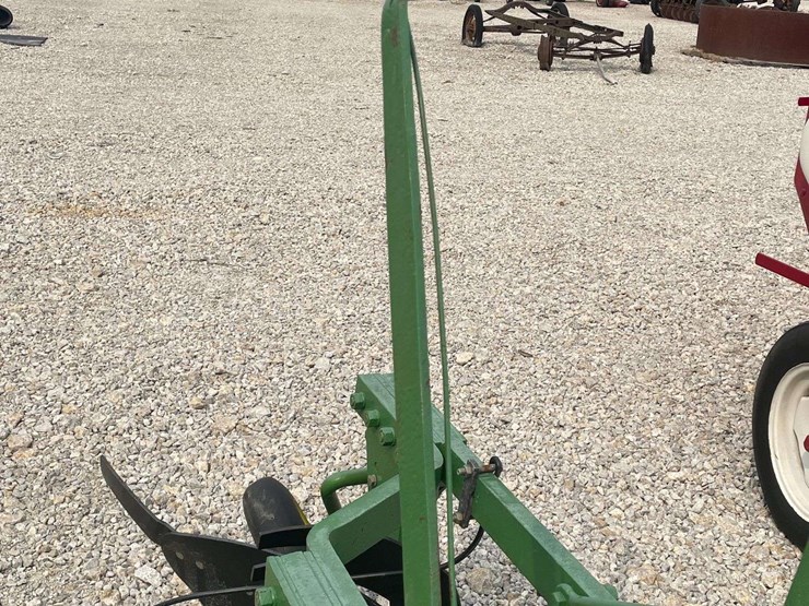 john-deere-412-image-23