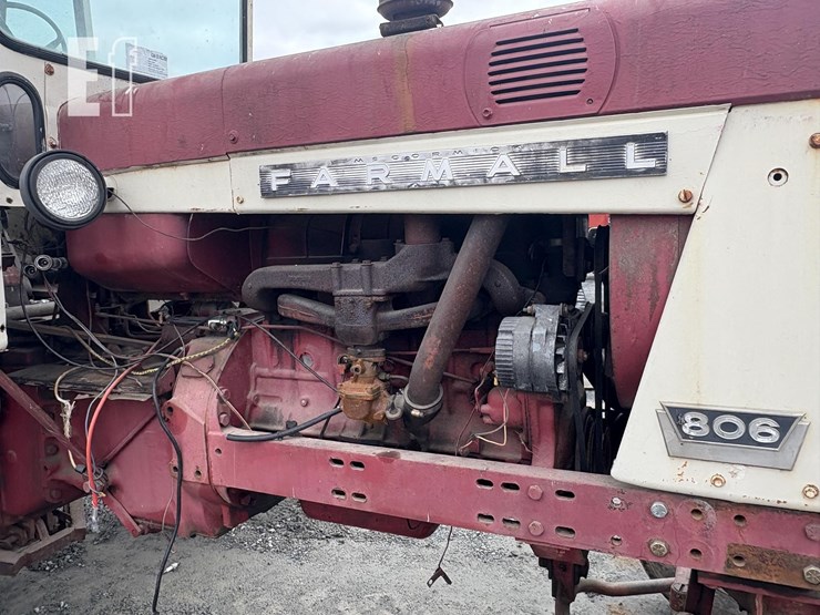 international-806-image-5