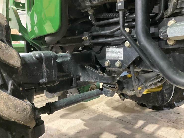 2010-john-deere-3520-image-24