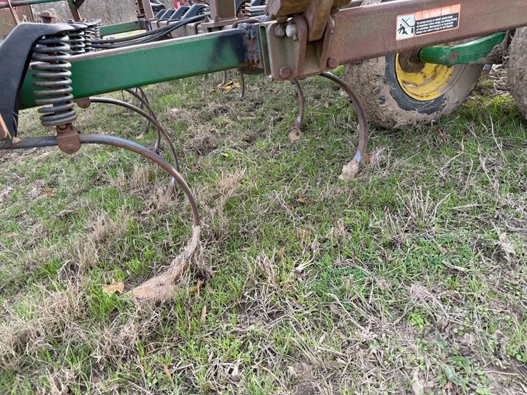 john-deere-38-image-35