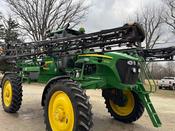 2009-john-deere-4730-image-12