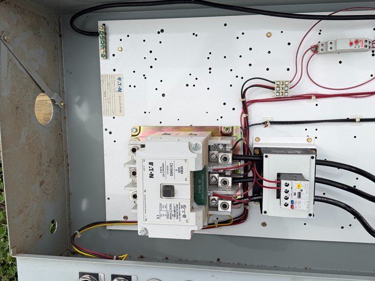 #41001-•-nema-3-phase-electric-motor-w/pole-,-meter-loop-&-breaker-panel-image-7