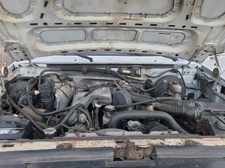 1995-ford-f150-xl-image-14