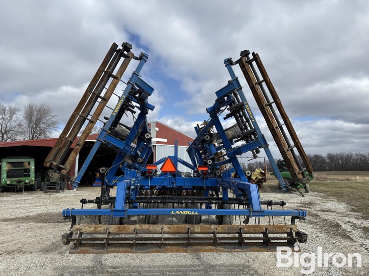 landoll-2430-11-24-image-6