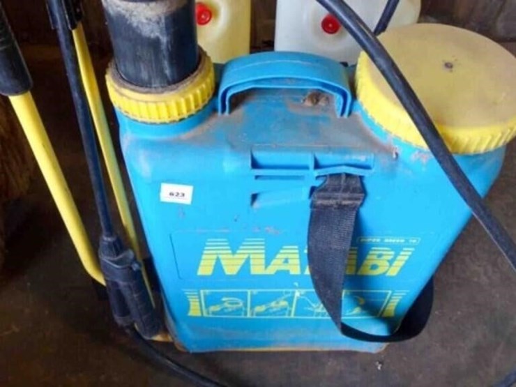 matabi-sprayer-back-pak,-has-half-chemical-image-1