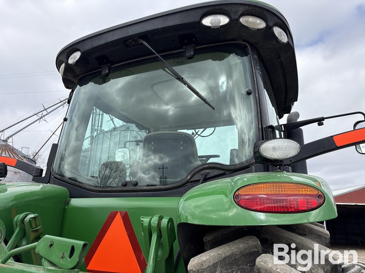 john-deere-8320r-image-16