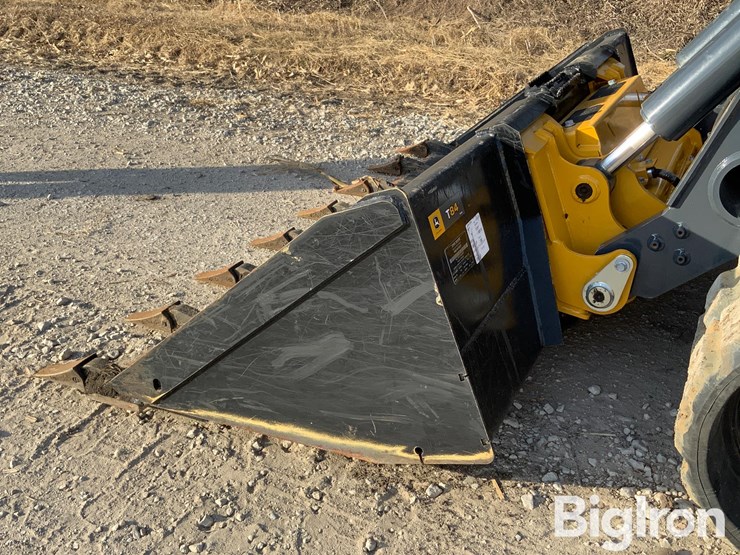 2024-deere-333-p-tier-image-14