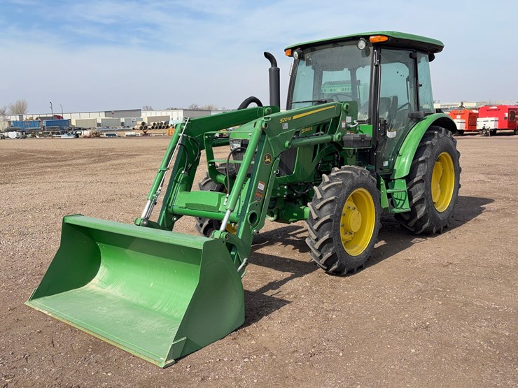 2023-john-deere-5060e-image-1