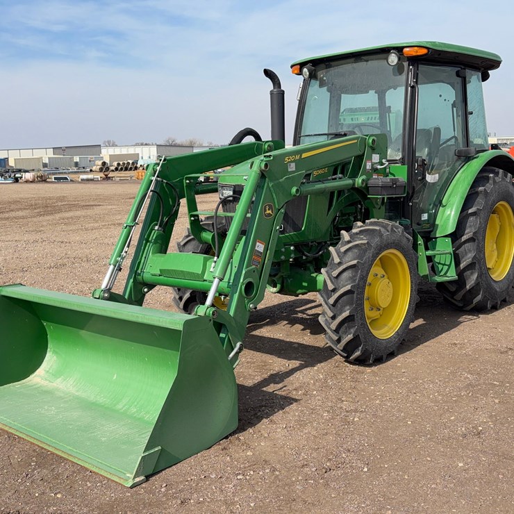 2023 JOHN DEERE 5060E