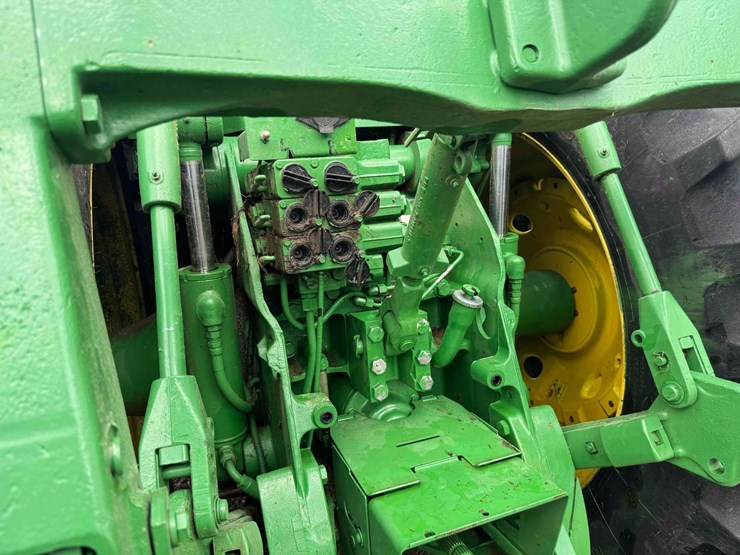 1995-john-deere-8200-image-5